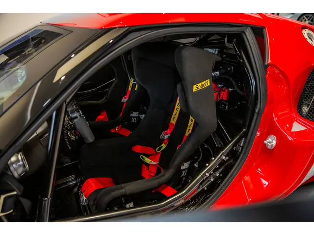 Ferrari 296