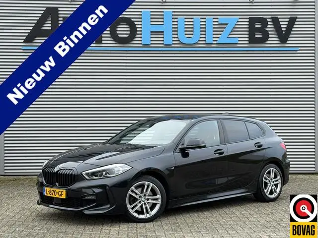 BMW 1-serie 118i Automaat M Sport Leer Carplay Cruise Control Adaptieve LED BTW Auto