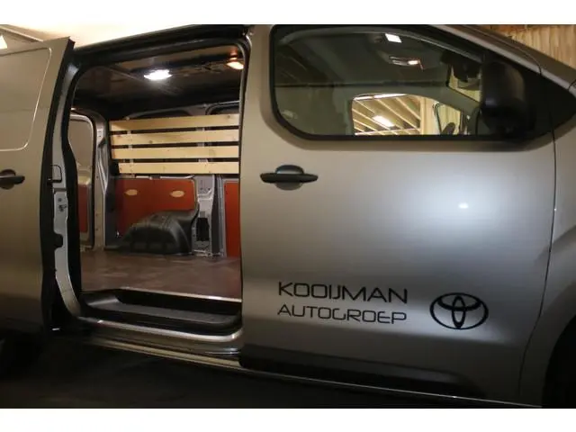 Toyota pro-ace