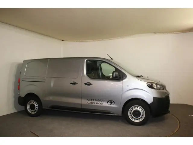 Toyota PROACE Worker 2.0 D-4D L1 Challenger Trekhaak-Lat om Lat-Metallic lak-Parkeersensoren
