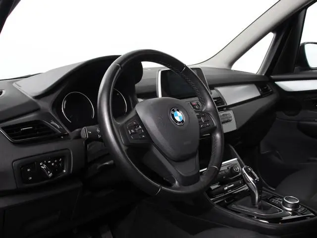 BMW 2-serie Gran Tourer 218i Automaat Corporate Lease Executive 7p Cruise control Lichtmetalen velge...