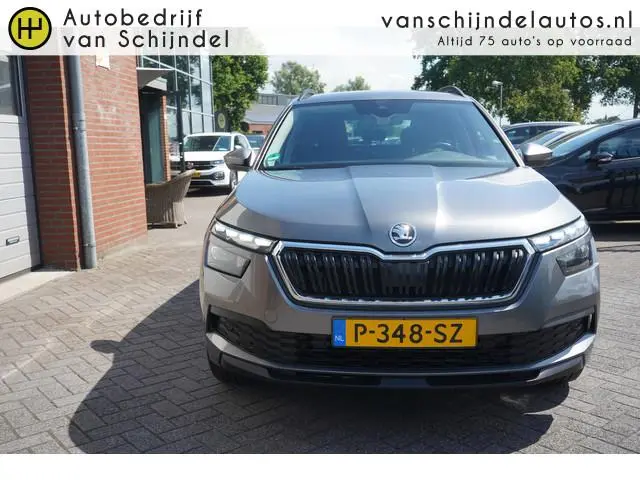 ŠKODA Kamiq 1.0 TSI 111PK STYLE BUSINESS EDITION ORIGINEEL NL DEALER ONDERHOUDEN ELECTR.TREKHAAK DIG...