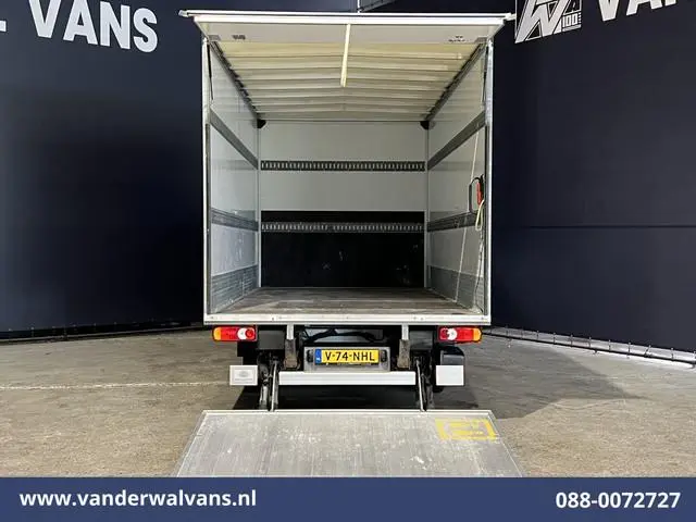 Renault Master 2.3 dCi 145pk Bakwagen Laadklep Euro6 Airco | LED | 990kg laadvermogen Bijrijdersbank