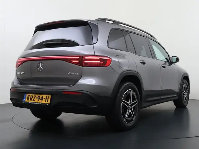 Mercedes-Benz EQB