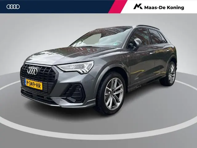 Audi Q3 45 TFSIe 245pk S edition · Camera · Apple/Android Car Play · Dodehoeksensoren · 19'' · Drive...