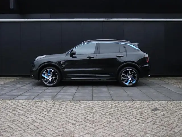 Lynk & Co 01 1.5 | ZWARTE HEMEL | MEMORY | 360° CAMERA | INFINITY AUDIO | STOELVERW. | APPLE CARPLAY...