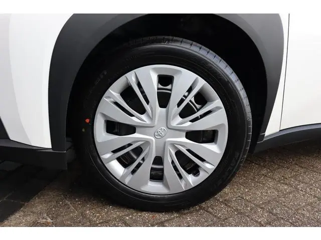 Toyota Aygo X Hybrid 115 play, Nieuw en snel leverbaar met €1.500 inruilvoordeel!