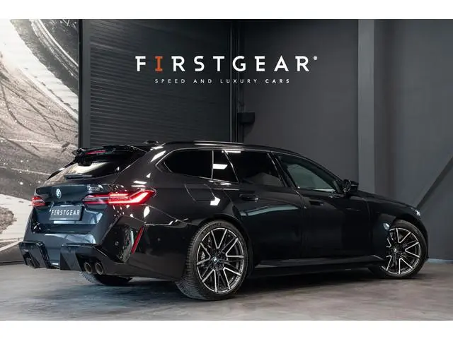 BMW 5-serie Touring M5 *M Driver’s Package / Bowers & Wilkins / Carbon-interieur / Stoelventilatie /...