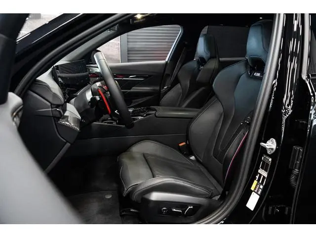 BMW 5-serie Touring M5 *M Driver’s Package / Bowers & Wilkins / Carbon-interieur / Stoelventilatie /...