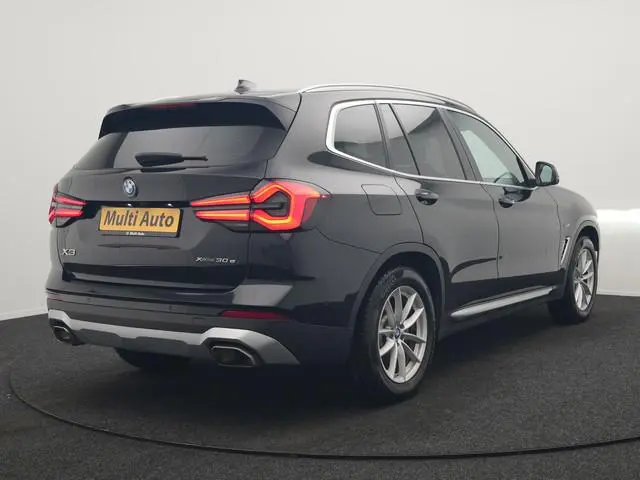 BMW X3 xDrive30e X Line FACELIFT PHEV 293pk Dealer O.H. | 360 Camera | Sportstoelen Verwarmd | Apple...