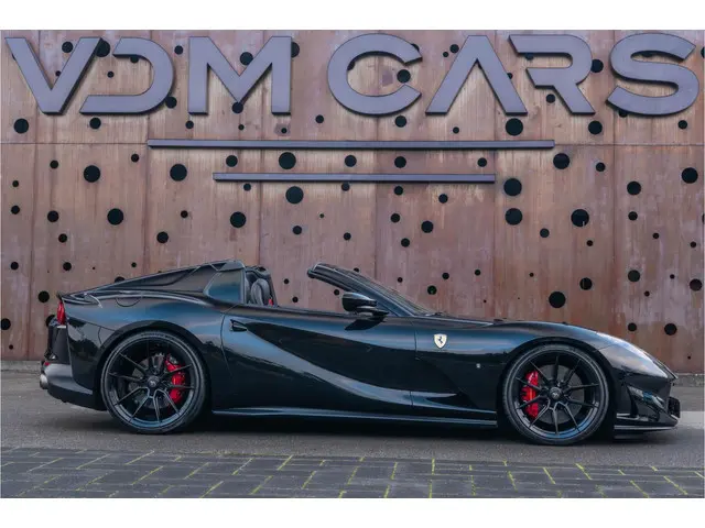 Ferrari 812 GTS