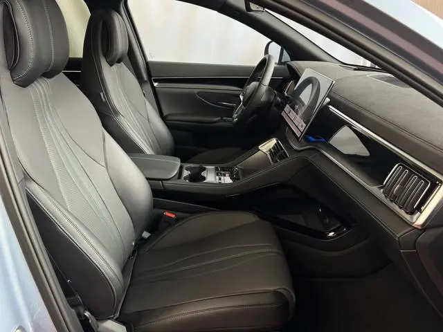 BYD SEAL U