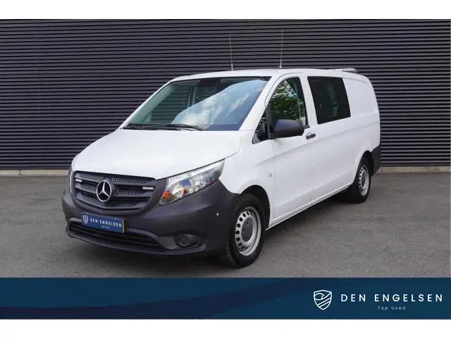 Mercedes-Benz Vito 140pk Automaat Euro6 Dubbele cabine 5 persoons Camera Trekhaak Crusie control