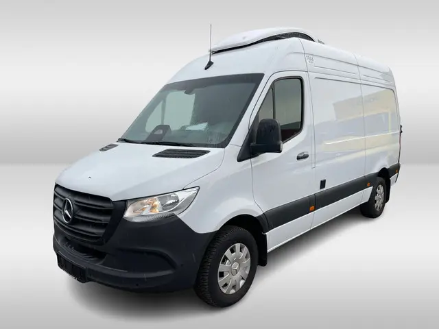 Mercedes-Benz Sprinter 317 CDI L2 H2 Automaat Koelwagen Dag en Nacht