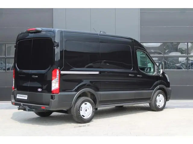 Ford Transit 350 2.0 TDCI L2H2 Trend 130pk - Facelift - 2x Schuifdeur - Adaptive Cruise - Navigatie...