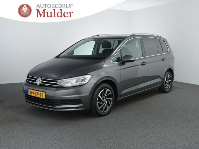 Volkswagen Touran 1.5 TSI Highline Business R 7p | Led | ACC | Alcantara | Carplay |