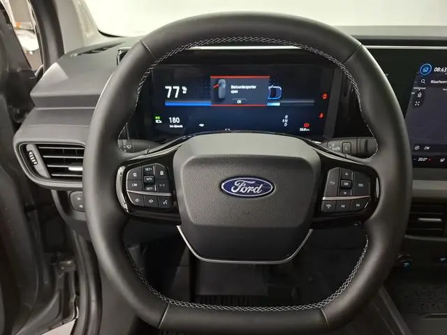Ford E-Transit Courier