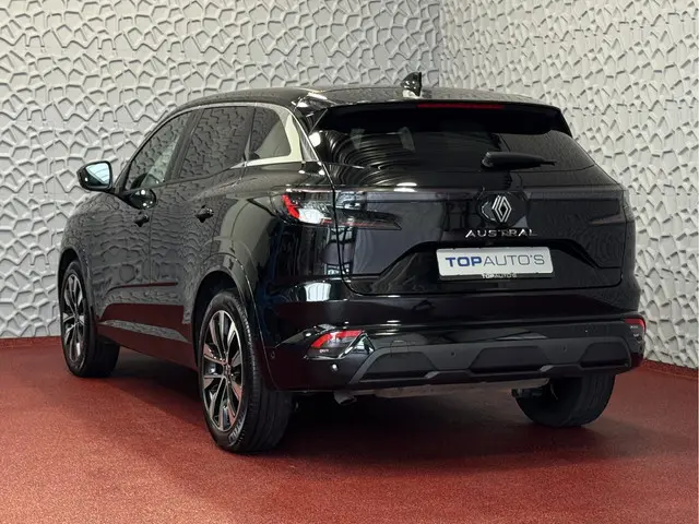 Renault Austral 1.3 160PK PANORAMA 1800 KG TREKGEWICHT TECHNO ELEK.KLEP  ELEK.STOEL NAVI STOEL/STUUR...