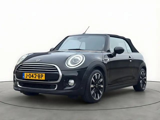 MINI Cooper Cabrio 1.5 136PK Aut. Chili Serious Business Leer Harman-Kardon Apple-Carplay