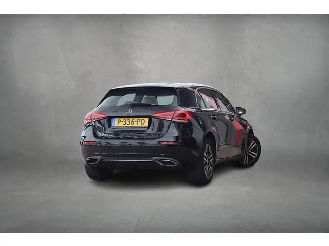 Mercedes-Benz A-klasse 250 e Business Solution Luxury Limited | Pano | Leer | Burmester | Stoelverwa...