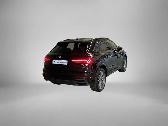 Audi Q3 45 TFSIe 180kW/245PK S Line · Trekhaak · Camera + Parkeersensoren · Apple/Android Car Play ·...