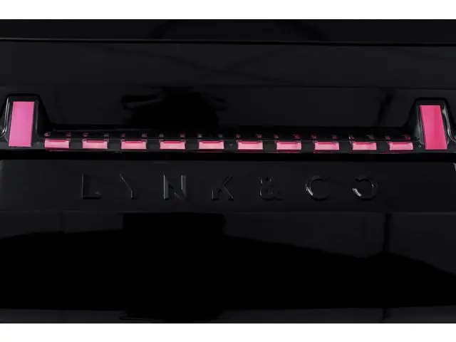 Lynk & Co 08