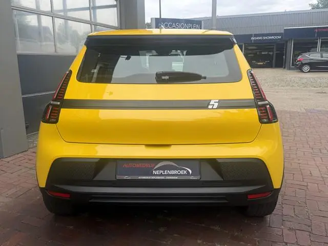 Renault 5