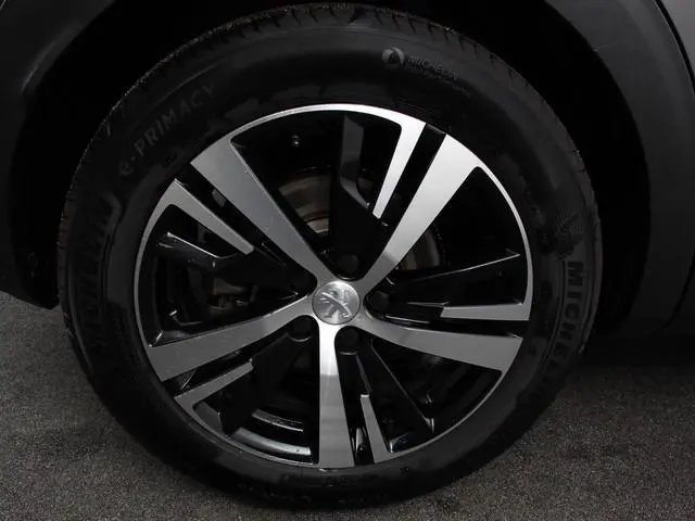 Peugeot 3008 1.6 HYbrid 225 GT Automaat Climate control Adaptieve cruise control Navigatie Lichtmeta...