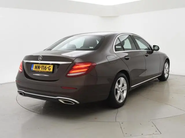 Mercedes-Benz E-klasse 200 AVANTGARDE SEDAN + DIGITALE COCKPIT WIDESCREEN | SCHUIFDAK | SFEERVERLICH...