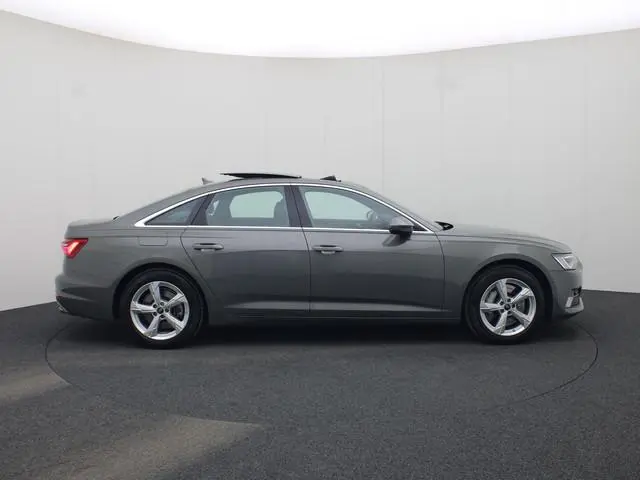 Audi A6 Limousine 50 TFSIe 220kW/299PK quattro S Line · 360°Camera + Parkeersensoren · Panoramadak ·...