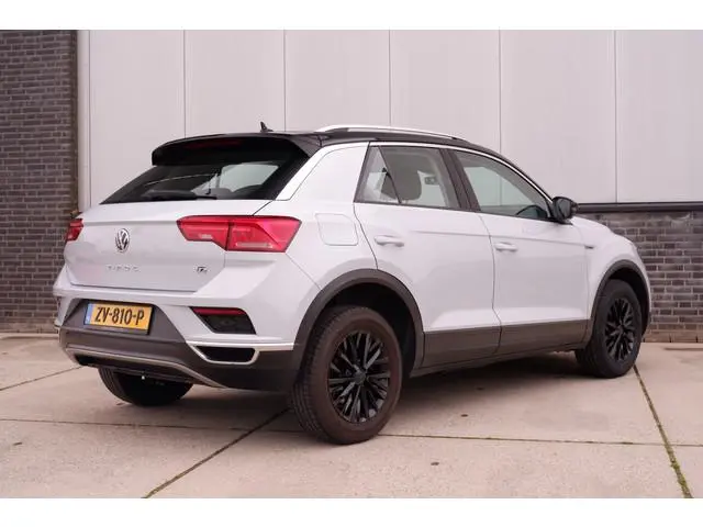 Volkswagen T-Roc 1.0 TSI Style Business | Adaptive Cruise | Climate | Carplay | DAB | Navi