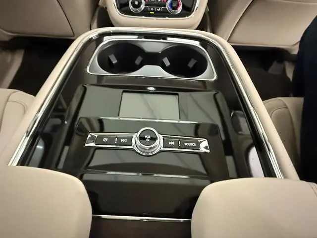 Lincoln Navigator