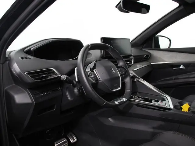Peugeot 5008 1.2 PureTech 130pk Automaat GT  Climate control Adaptive cruise control Achteruitrijd c...