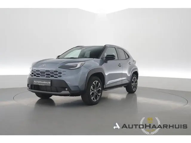 Toyota Yaris Cross 1.5 Hybrid 130 Dynamic | Rijklaar! | Facelift! | Celestite Grey | Camera | Stoel-...