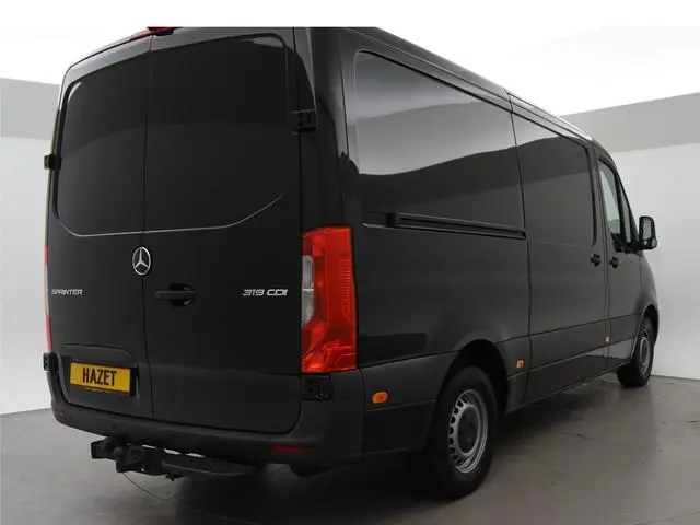 Mercedes-Benz Sprinter 319 3.0 CDI V6 190 PK L2H1 + LUCHTVERING | LED | ELEKTTR. SCHUIFDEUR | 360 CA...