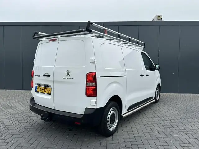 Peugeot Expert 2.0 BlueHDI 123 PK / L2H1 / 1e EIG. / IMPERIAAL / TREKHAAK / AIRCO / CRUISE / CARPLAY
