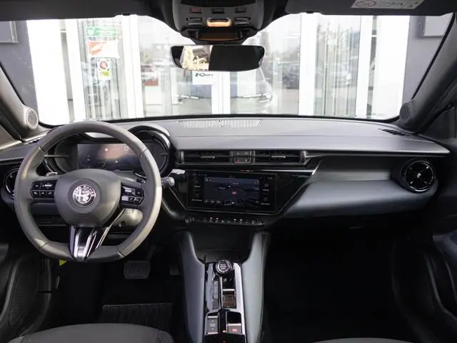 Alfa Romeo Junior 1.2 Turbo Hybrid Ibrida Speciale | ACC | LED |