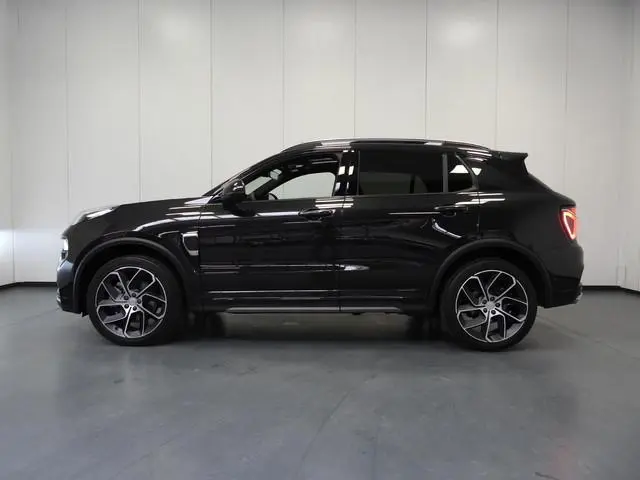 Lynk & Co 01 1.5 PHEV BlackLine ZWARTE HEMEL/360CAM/SCHUIFDAK/LED/20"LMV!