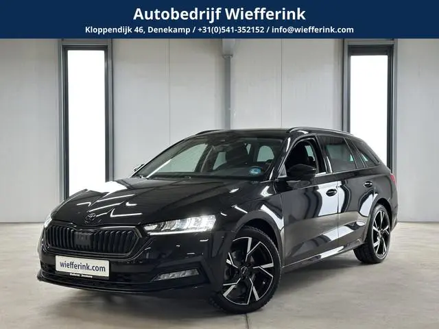 Škoda Octavia Combi 1.5 e-TSI Business Edition DSG | ACC | Camera | Navi | Trekhaak |
