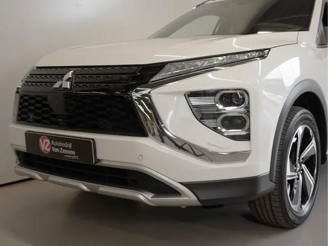 Mitsubishi Eclipse Cross 2.4 PHEV Intense+ | Navigatie | Apple Carplay / Android Auto | Fabrieksgara...