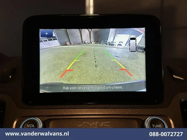 Ford Transit Connect 1.5 EcoBlue 100pk L2H1 Euro6 Airco | 2x zijdeur | Camera | Navigatie | Apple Ca...