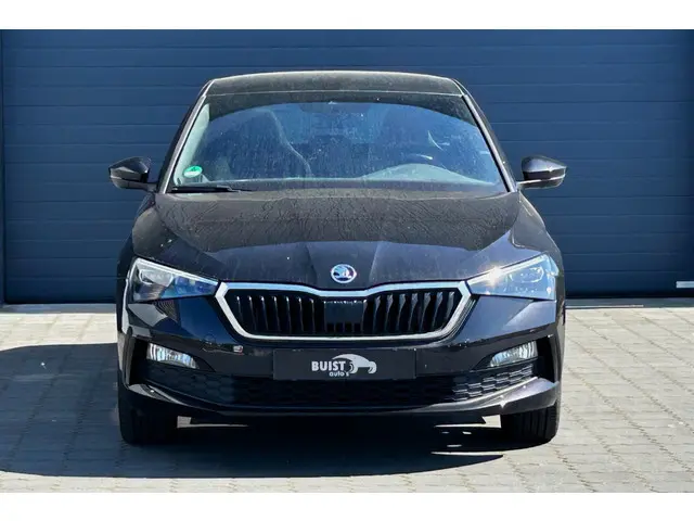ŠKODA Scala 1.0 TSI Sport Business PANO LED NAVI 17" VIRTUAL