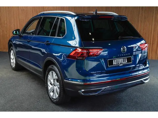 Volkswagen Tiguan 1.4 TSI eHybrid HUD Leer Navi 360°  Memory seats Elektr. bedienbare achterklep Cli...