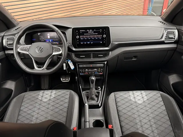 Volkswagen T-Cross 1.5 TSI R-Line Edition Trekhaak / Carplay / Navi / Adapt. Cruise / Stoelverwarmin...