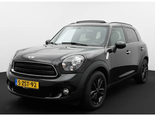 MINI Mini Countryman 1.6 COOPER KNOCKOUT EDITION HARMANN-KARDON/LEDER/PANORAMADAK