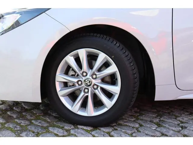 Toyota Corolla Hybrid 140 Business Limited, Stoelverwarming, Stuurverwarming.