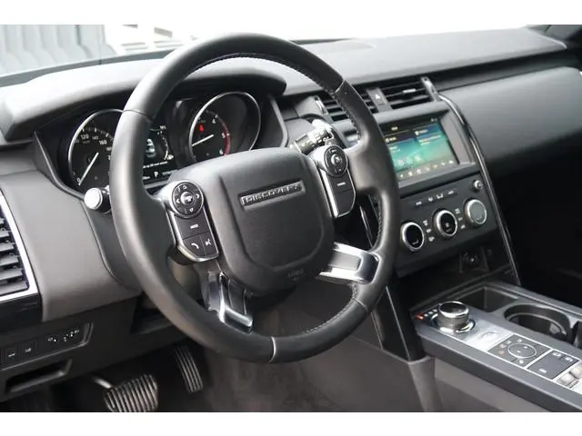 Land Rover Discovery 2.0 Sd4 / GRIJS KENTEKEN / TREKHAAK / CAMERA / STOELVERWARMING