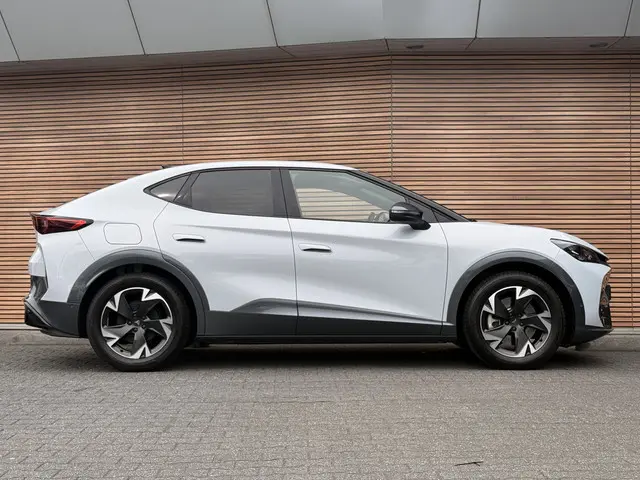 Cupra Tavascan