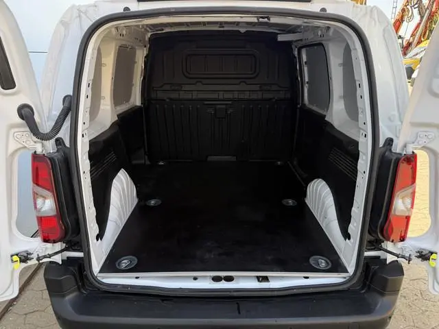 Toyota pro-ace