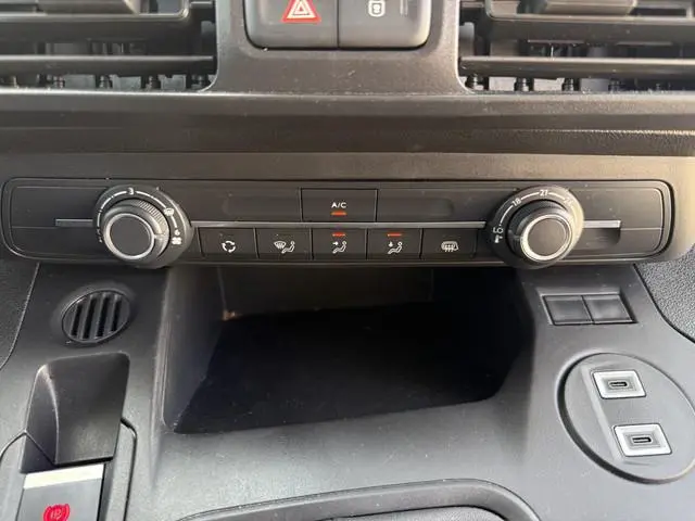 Toyota pro-ace